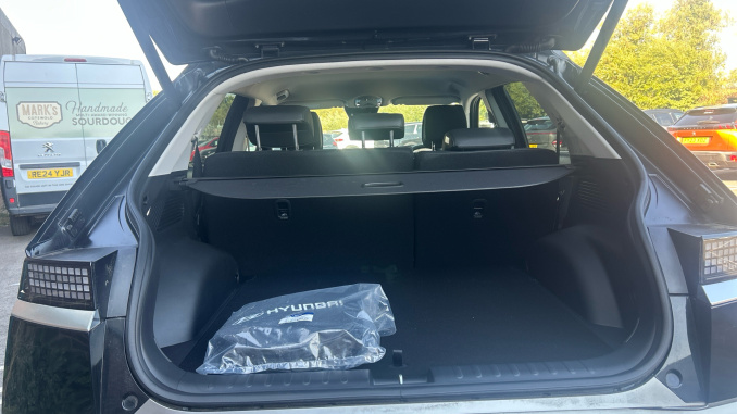 Hyundai IONIQ 5 239kW Ultimate 84 kWh 5dr AWD Auto Electric Hatchback - Image 4